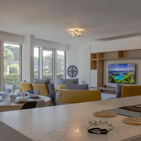 Hirondelle Apartment Annecy